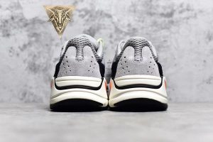 Yeezy Boost 700 - Wave Runner - Image 7