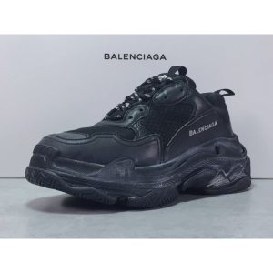 GT Batch Balenciaga Triple-S Triple Black - Image 3
