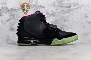 Air Yeezy 2 - Solar Red - Image 4