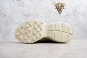 Gucci Rhyton Trainer - Cream - Image 6