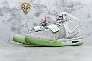 Air Yeezy 2 - Pure Platinum - Image 8