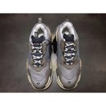 GT Batch Balenciaga Triple-S Grey - Image 4