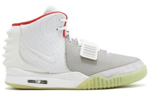 Air Yeezy 2 - Pure Platinum - Image 2