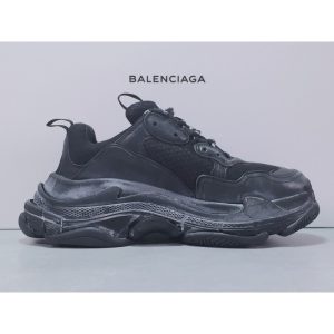 GT Batch Balenciaga Triple-S Triple Black - Image 4