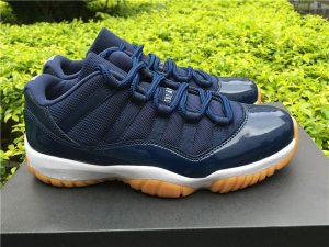 Jordan 11 Retro Low - Midnight Navy - Image 4
