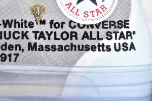 Chuck Taylor All-Star Hi - Off-White - Image 18