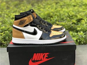 Air Jordan 1 Retro High OG NRG Gold Toe - Image 4