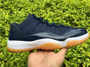 Jordan 11 Retro Low - Midnight Navy - Image 13