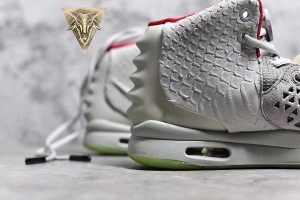 Air Yeezy 2 - Pure Platinum - Image 10