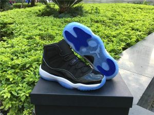 Jordan 11 Retro - Space Jam - Image 8