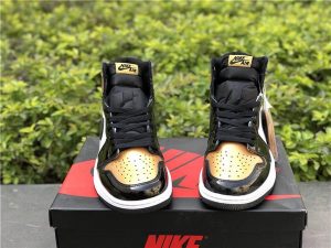 Air Jordan 1 Retro High OG NRG Gold Toe - Image 7