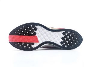 Nike  ZoomX  React - Image 3