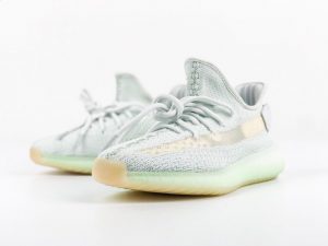 yeezy 350 - Image 2