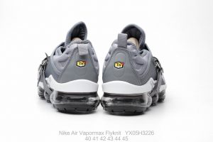 Nike Air Vapormax Flyknit 2018 - Image 2