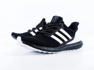 Adidas UltraBoostOrca Black4.0 - Image 2