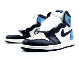 Air Jordan 1 Retro High OG Obsidian - Image 3
