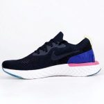 Nike Epic React Flyknit  LOGO