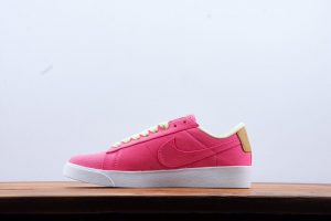 195  Nike Blazer Low LE - Image 3