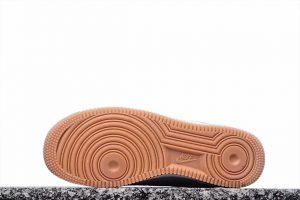 NIKE Kid Shoe - Image 2
