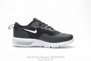 230  Nike Air Max Sequent