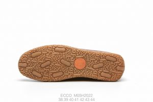 ecco   M - Image 3