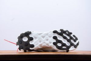 NIKE RUNNING SHOES DEM6653 - Image 3