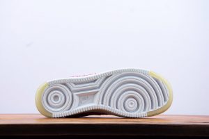 NIKE AIR FORCE 1 FLYKNIT LOW - Image 3