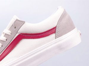 VANS DEM4723