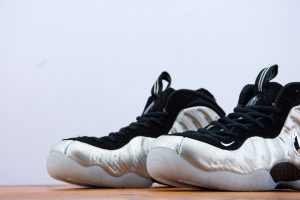 NIKE BASKET BALL SHOES DEM50236 - Image 3