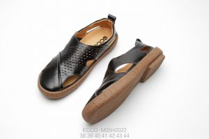 ecco    M - Image 2