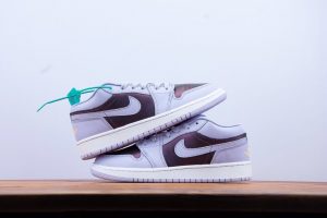 Air Jordan 1 Low - Image 3
