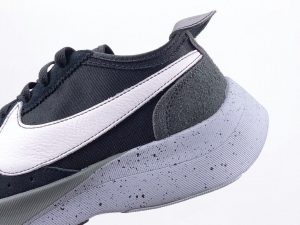 Nike Moon Racer QS - Image 3