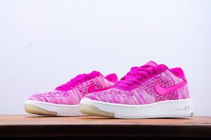 NIKE AIR FORCE 1 FLYKNIT LOW - Image 4