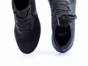 Nike Epic React Flyknit  LOGO - Image 2