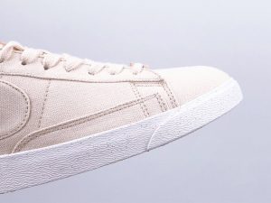 NIKE BLAZERS AV9371 - Image 4