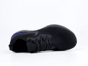 Nike Epic React Flyknit  LOGO - Image 4