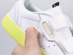 ADIDAS EE8297 - Image 4