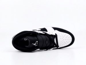 Air Jordan 1 Mid White Black - Image 5