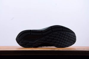 NIKE AIR ZOOM PEGASUS DEM29305 - Image 4
