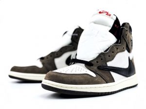 Travis Scott x Air Jordan 1 - Image 3