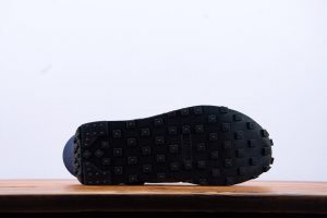 NIKE SPORTS SHOES DEM16539 - Image 3