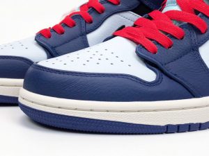Air Jordan 1 Retro Mid SE Deep Royal Blue - Image 4