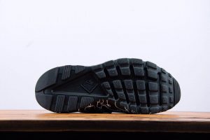 NIKE HUARACHE DEM33582 - Image 4