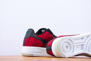 NIKE AIR FORCE 1 FLYKNIT LOW - Image 2