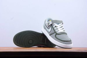 NIKE SNEAKERS DEM79573 - Image 3