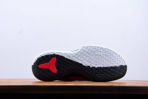 NIKE BASKET BALL SHOES 2019 KOBE MAMBA FOCUS - Image 4