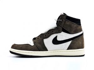 Travis Scott x Air Jordan 1 - Image 4