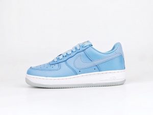 AIR FORCE 1 07 ESSENTIAL Sky Blue - Image 6