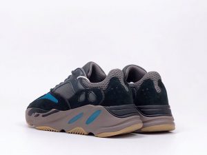 Adidas Yeezy 700 Prussian blue - Image 3