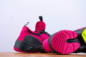 260  NIKE HUARACHE E.D.G.E. TXT QS 7 - Image 7